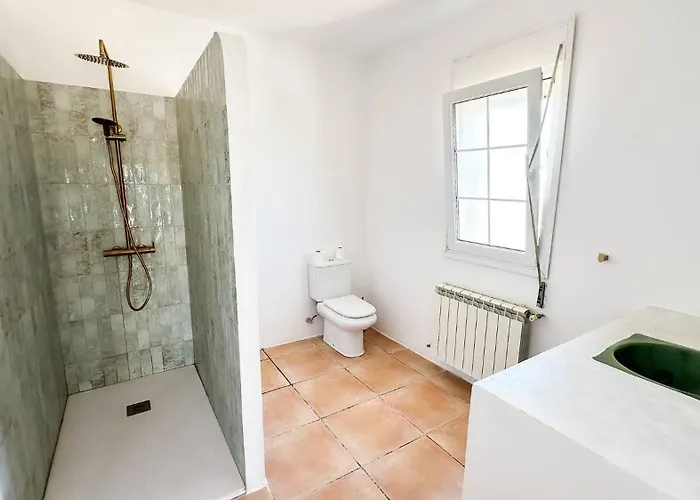 El Mirador - * Es Canutells